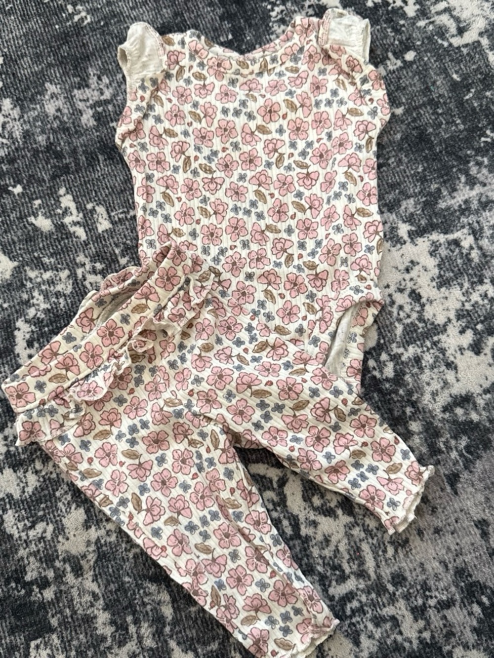 Carter’s Floral Ruffle Set